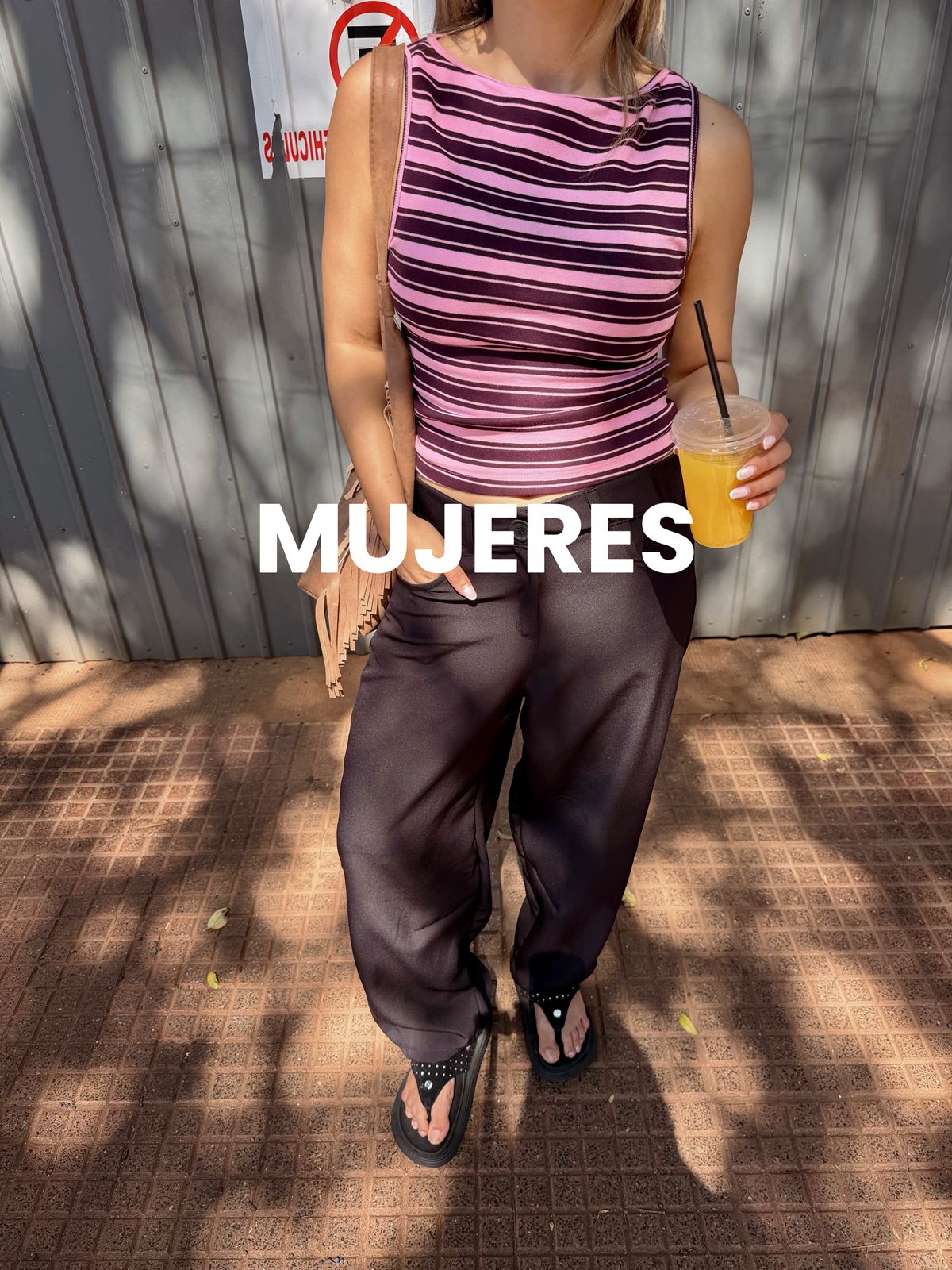 MUJERES